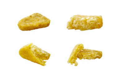 Beyaz arkaplana izole edilmiş patates köfteleri veya haşhaş.