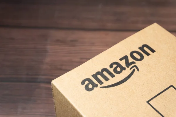 Kuala Lumpur Malasia Junio 2021 Amazon Prime Box Amazon Shipping Imagen de archivo