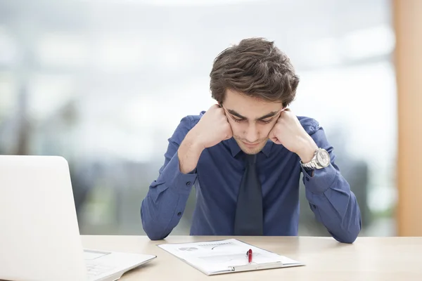 Hombre de negocios sin esperanza Imagen De Stock