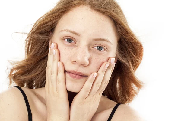 Retrato de una joven sonriente —  Fotos de Stock