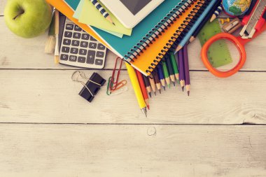 Okul malzemeleri