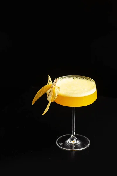 Cóctel Verano Pornstar Martini Beba Con Fruta Pasión Vodka Licor —  Fotos de Stock