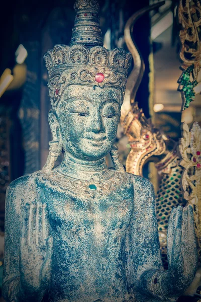 Antike Buddha-Skulptur — Stockfoto