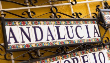 tipik Endülüs metin