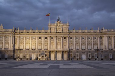 Palacio real madrid geceleri