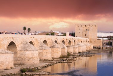 Cordoba köprü günbatımı