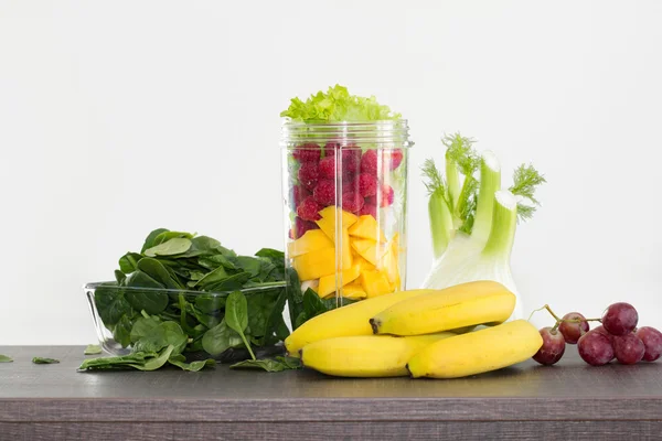 Fresh fruits prepared for healthy raw breakfast — Stock Photo, Image