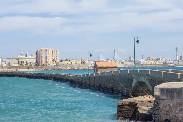 Ciudad de Cádiz en la costa española — Foto de Stock
