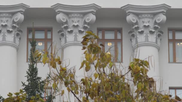 Παράθυρα της διοίκησης του Προέδρου της Ουκρανίας. Δημοσιογραφική έρευνα. Παρακολούθηση και παρακολούθηση της επίσημης διαμονής του Προέδρου της Ουκρανίας στο παράθυρο. Κουτσομπολιά. Σκάνδαλα. Κατασκοπεία — Αρχείο Βίντεο