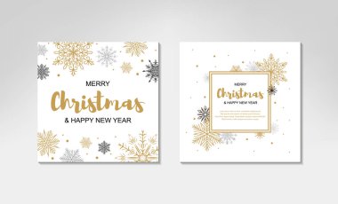 İki taraflı mutlu noeller ve yeni yıl tebrik kartı üzerinde güzel bir Noel ağacı ve beyaz arka planda altın kar taneleri olan. Metin için alanı olan çerçeve