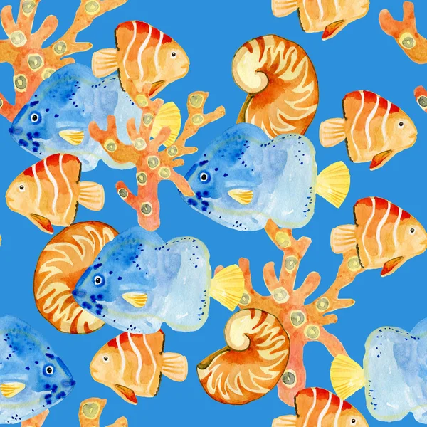 Orangefarbener Fisch auf blauem Hintergrund, nahtloses Muster aus Jital-Papier-Aquarell von Hand — Stockfoto