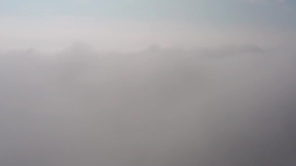 Αεροφωτογραφία του ουρανού και των νεφών που πετά η κάμερα — Αρχείο Βίντεο