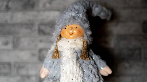 Nahaufnahme Der Niedlichen Puppe Auf Grauem Hintergrund Porträt Einer Attraktiven — Stockfoto