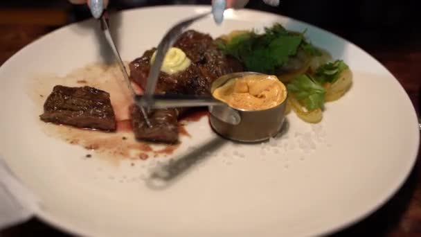 Close Woman Hands Cut Succulent Steak Unrecognizable Person Enjoying Food — Stock Video