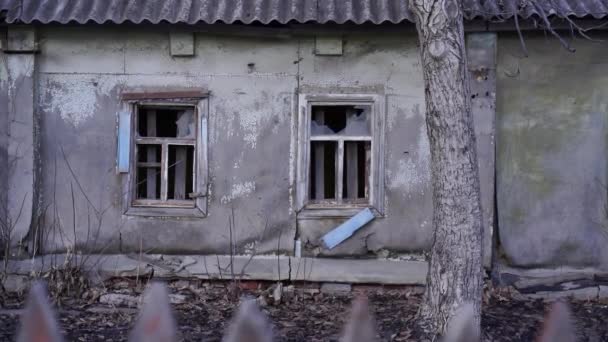 Feche Velha Casa Madeira Campo Edifício Exterior Casa Rústica Abandonada — Vídeo de Stock