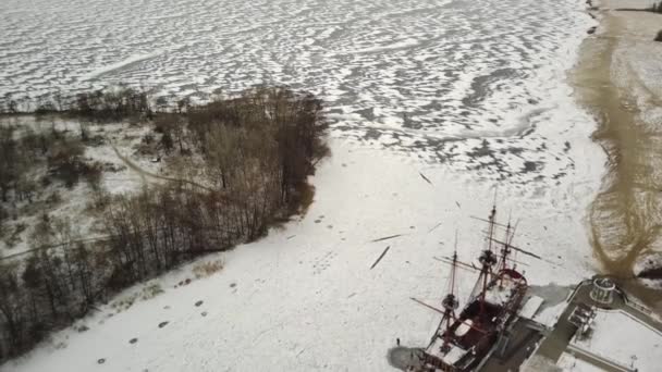 Vista Aérea Del Acorazado Marina Temporada Invierno Vista Pájaro Del — Vídeo de stock