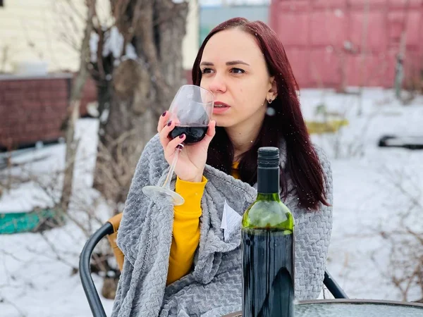 Young Woman Sitting Yard Drinking Red Wine Snowy Weather Female — Stock Photo, Image