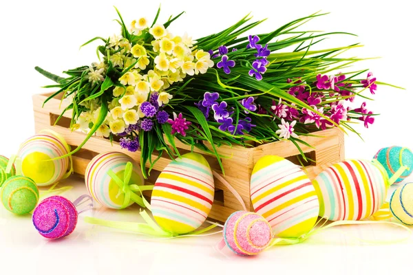 Flowers and easter eggs — Stock Photo, Image