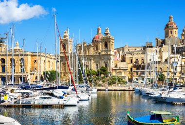 Malta Vittoriosa limanının görünümü