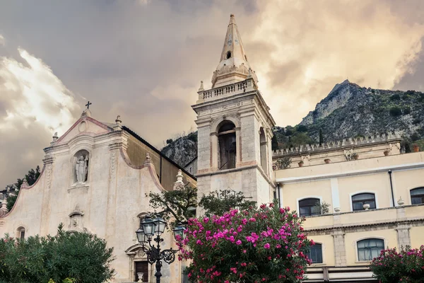 タオルミーナのサン ・ ジュゼッペ教会 — ストック写真