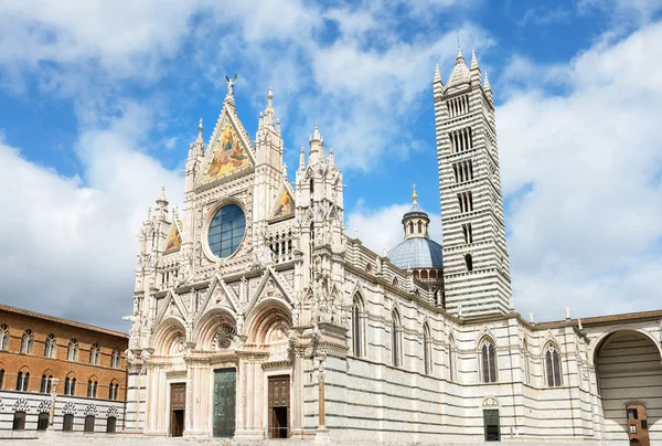 Cathedral Duomo in Siena — Stock Photo, Image