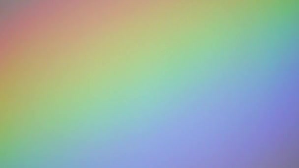 Sovrapposizione arcobaleno effetto sfondo. L'effetto di movimenti multicolori sfondo su una parete leggera in una giornata di sole. — Video Stock