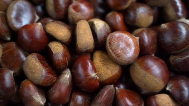Taze Kestaneler Tam Çerçeve Arkaplanı. Yüksek kaliteli FullHD görüntüler