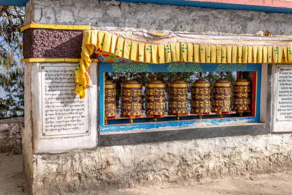 Foto Roda Oração Budista Mosteiro Tawang Arunachal — Fotografia de Stock