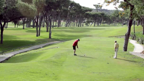 Golf tee shot, in Algarve famous course destination, Portugal. (Timelapse) — Stock Video