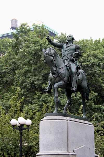 Equestrian statue of General George Washington — Stock Photo, Image