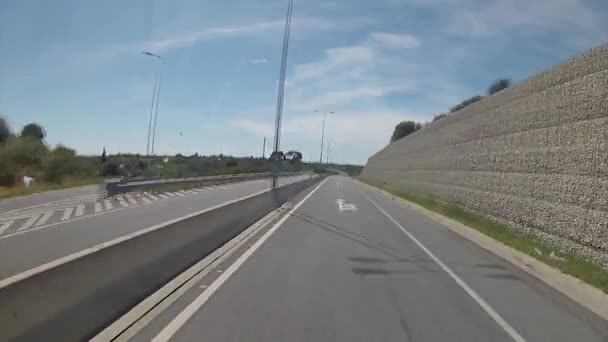 Algarve A22 yol acess, otobüs seyahat ön kamera bakış açısı — Stok video