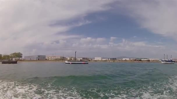 Boat  to Olhão from Armona, one of the islands of Ria Formosa wetlands natural conservation region landscape, Algarve — Stok video