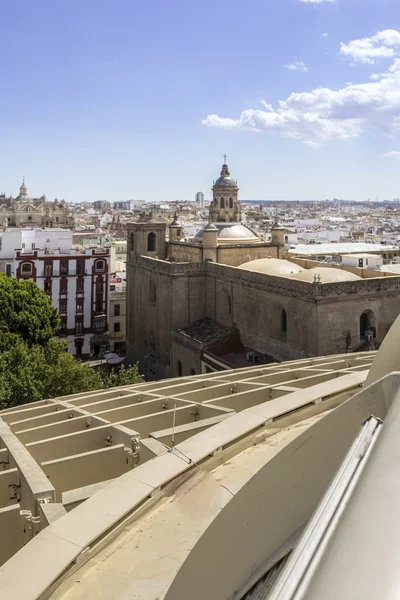 SEVILLE, SPAIN - MAY 2014: Panoramic view in the top of Metropol Parasol in Plaza de la Encarnacion on 31 of May 2014 in Sevilla,Spain. — Stock Photo, Image