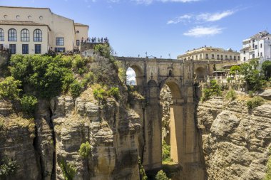 Ronda Panoramic view üzerinden Puente Nuevo, İspanya.