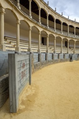 Plaza de toros de Ronda, İspanya en eski boğa güreşi ringde.