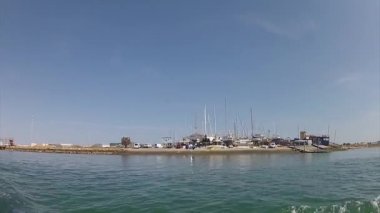 Ria Formosa sulak koruma bölgesi, doğal park deniz manzarası görünümünden Feribot Tekne Turu Armona, adaların. Algarve.