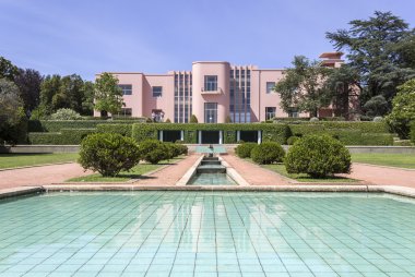 Porto, Portekiz - 05 Temmuz 2015. Serralves Gardens, A Green Park whit üzerinde 18 hektar Porto