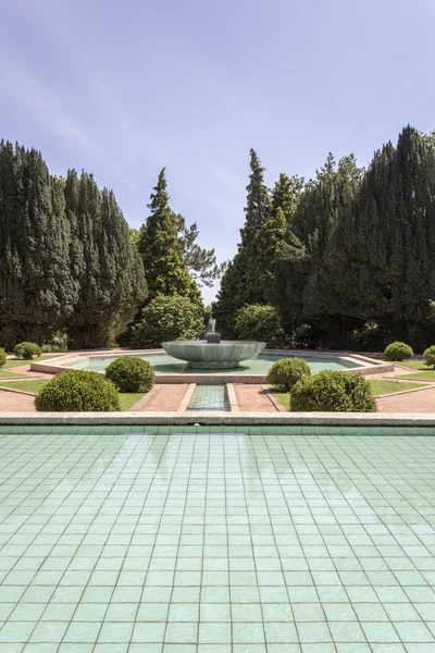 Porto, Portugal - 05 juli 2015. Serralves Gardens, en grön Park whit över 18 hektar i Porto — Stockfoto
