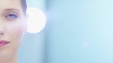 Kadın yanıp söner içine kamera 