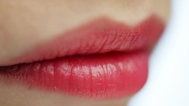 Schöne rote Lippen — Stockvideo