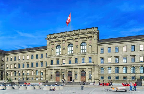 Swiss Federal Institute of Technology building — Stock Photo, Image