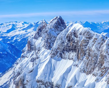 Reissend Nollen, Mt. Titlis görünümünden