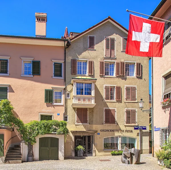 Gebouw in de oude binnenstad van Zürich — Stockfoto