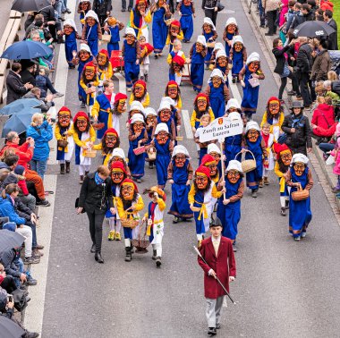 Representatives of Lucerne participating in spring parade