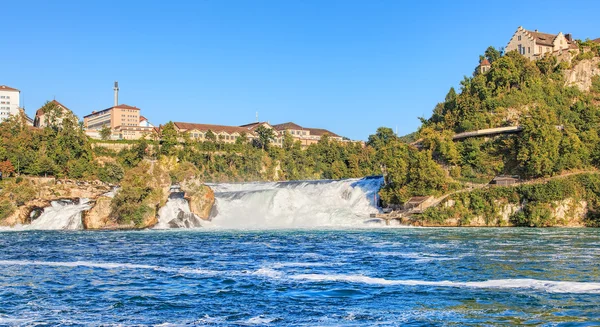 Rhine Falls di musim panas — Stok Foto