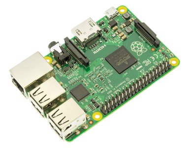 Ahududu Pi 2 Model B yönetim kurulu üzerinde beyaz izole