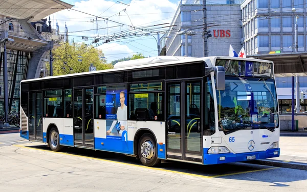 Mercedes-benz citaro bus in luzern, schweiz — Stockfoto