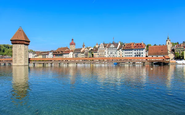 Fiume Reuss a Lucerna, Svizzera — Foto Stock