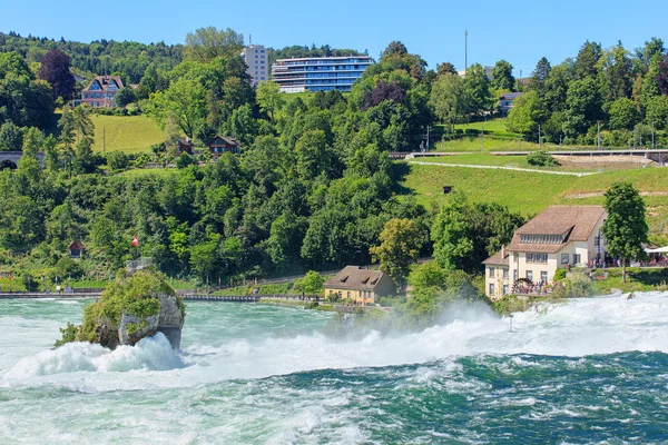 Rhine Falls sommartid — Stockfoto