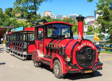 Rhyfall Express araç